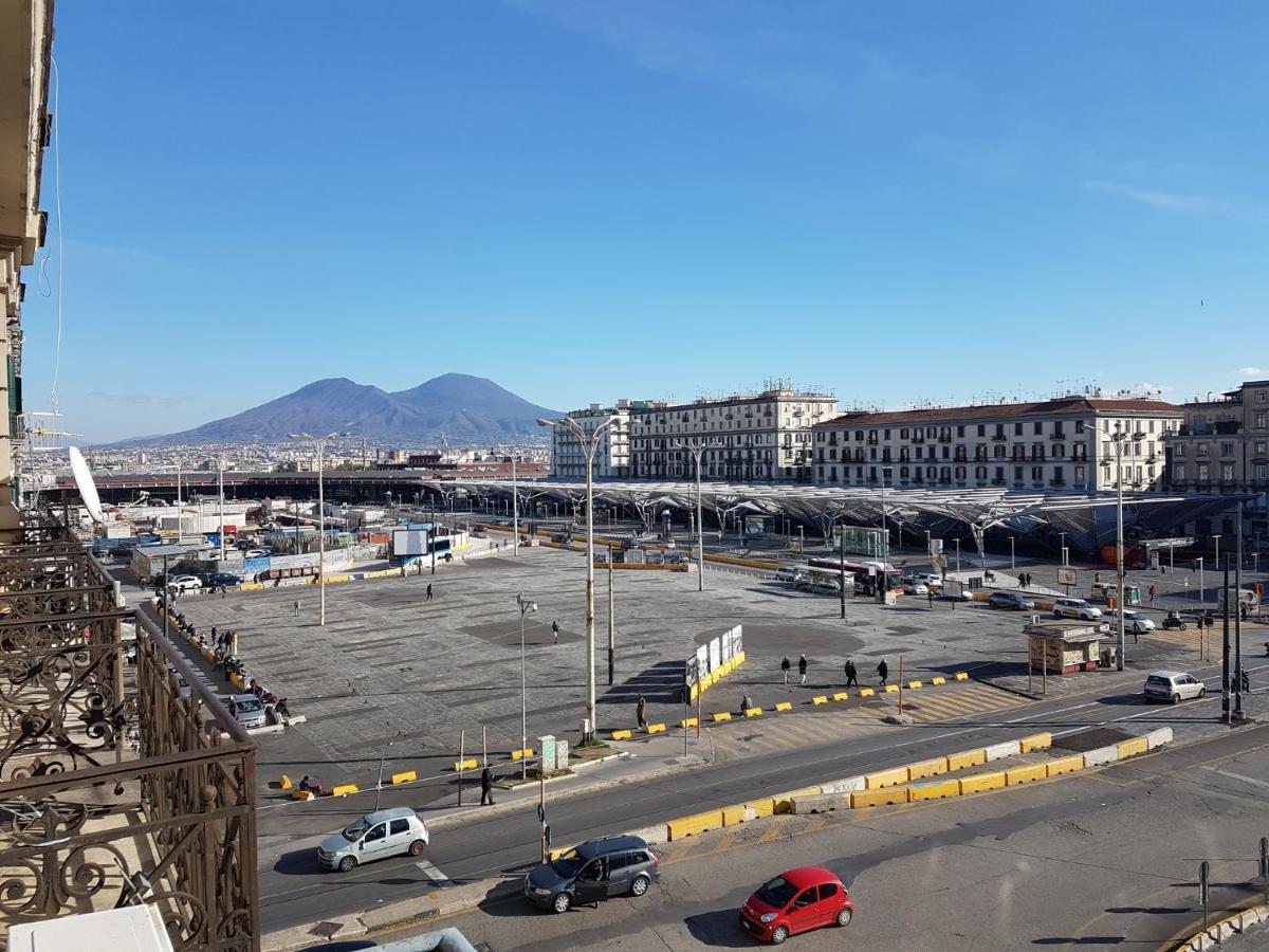 Apartament La Piazza - Garibaldi 2.6 Neapol Zewnętrze zdjęcie