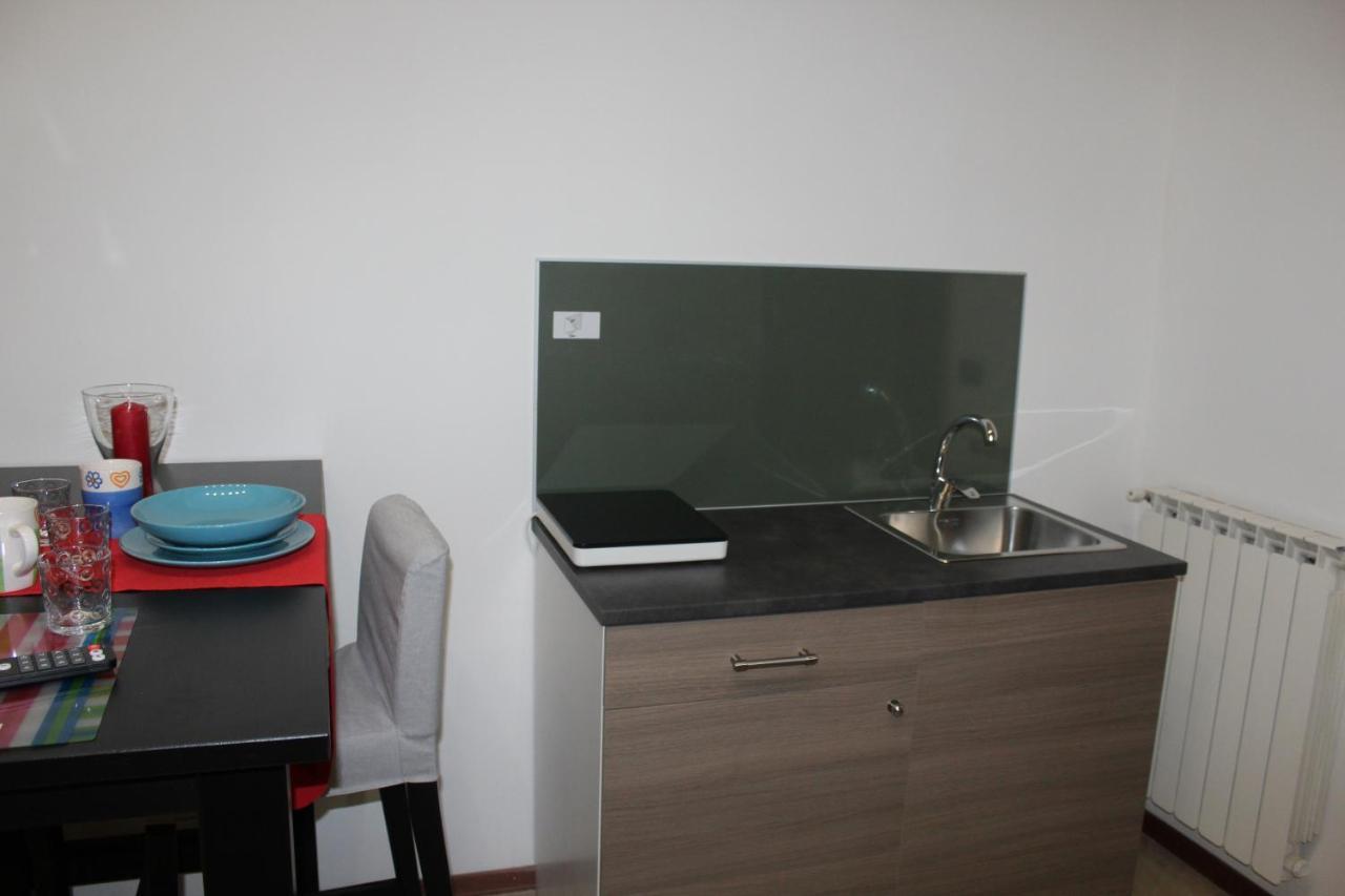 Apartament La Piazza - Garibaldi 2.6 Neapol Zewnętrze zdjęcie